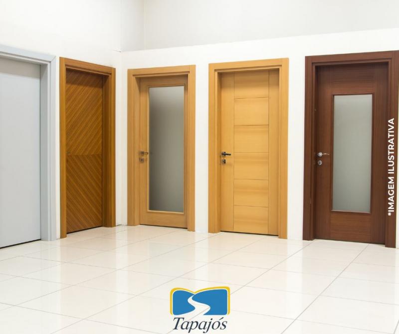 Manutenção da Porta de Madeira